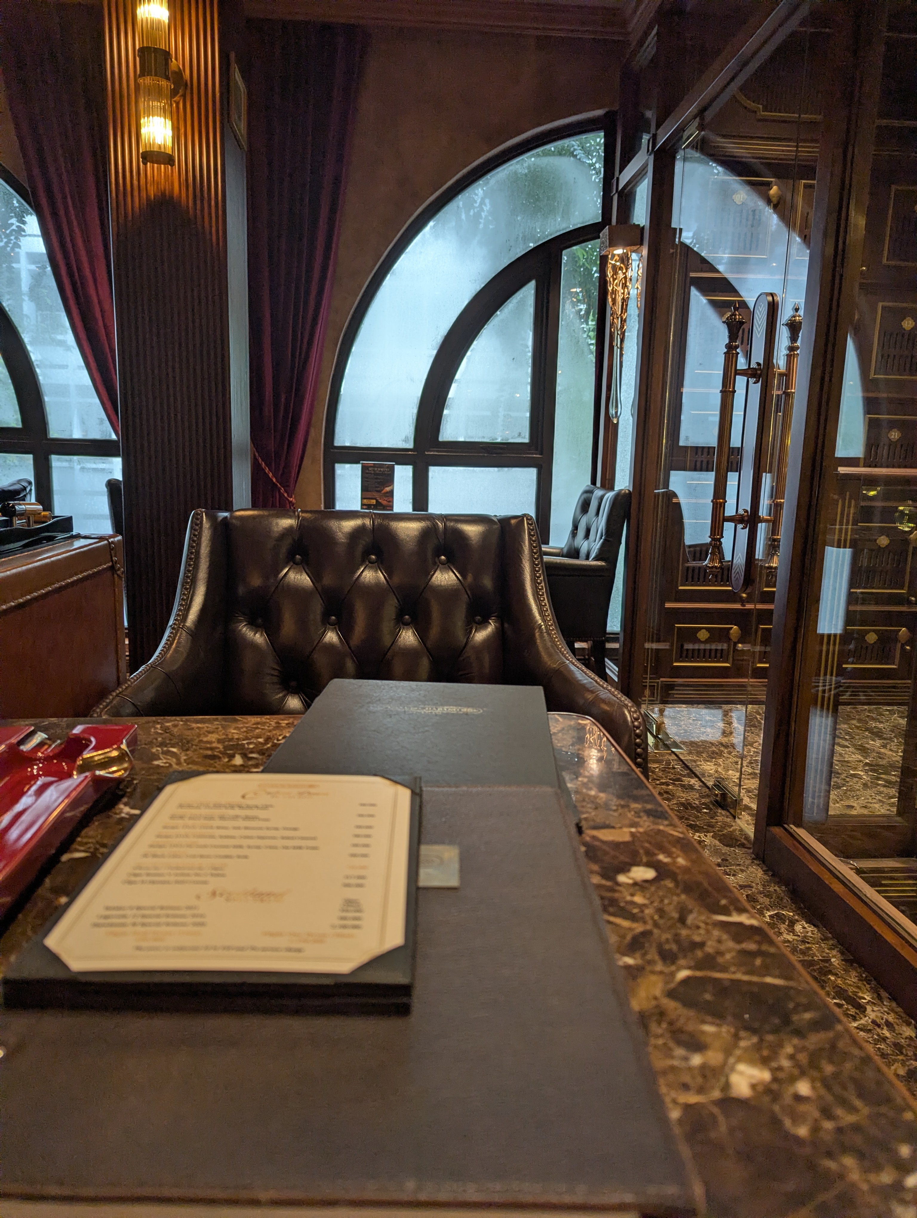 cigar-room-4.jpg