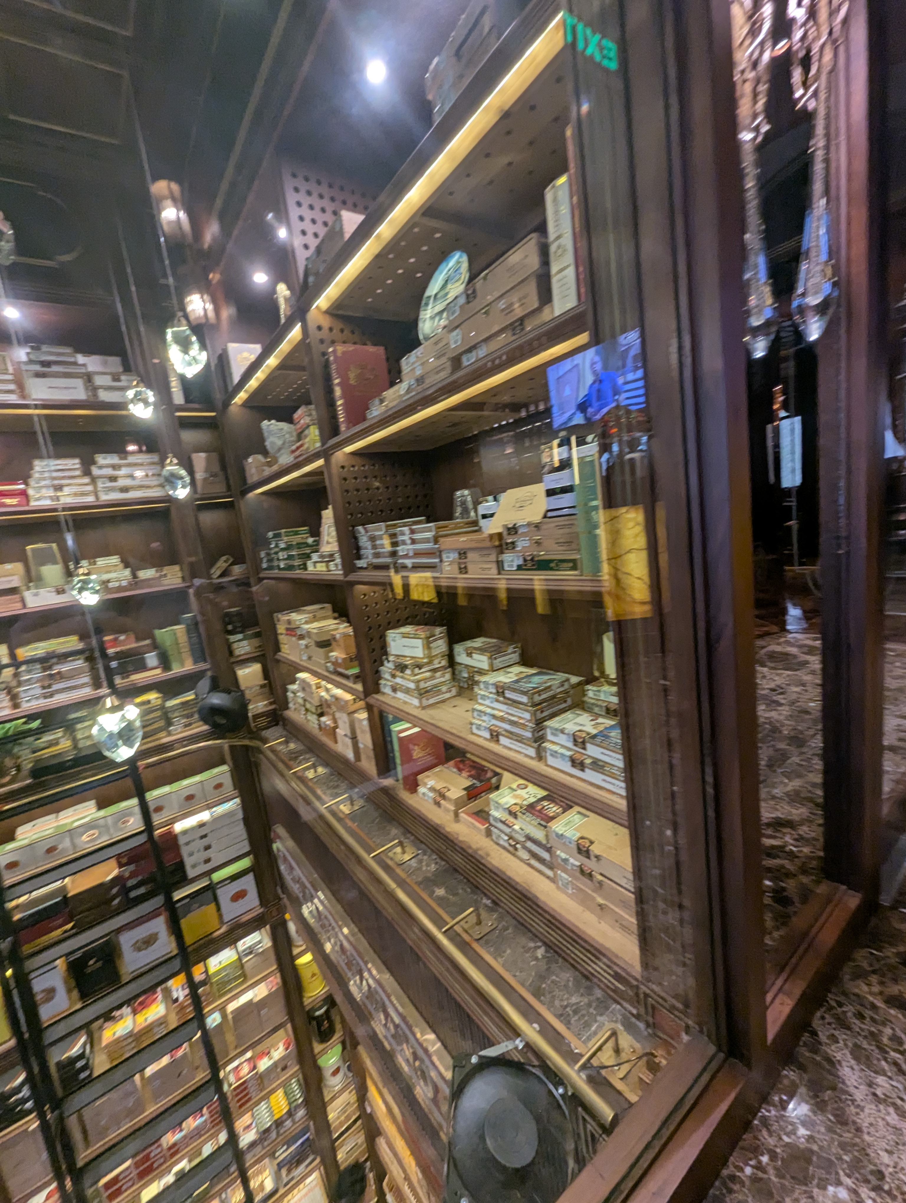 humidor-3.jpg
